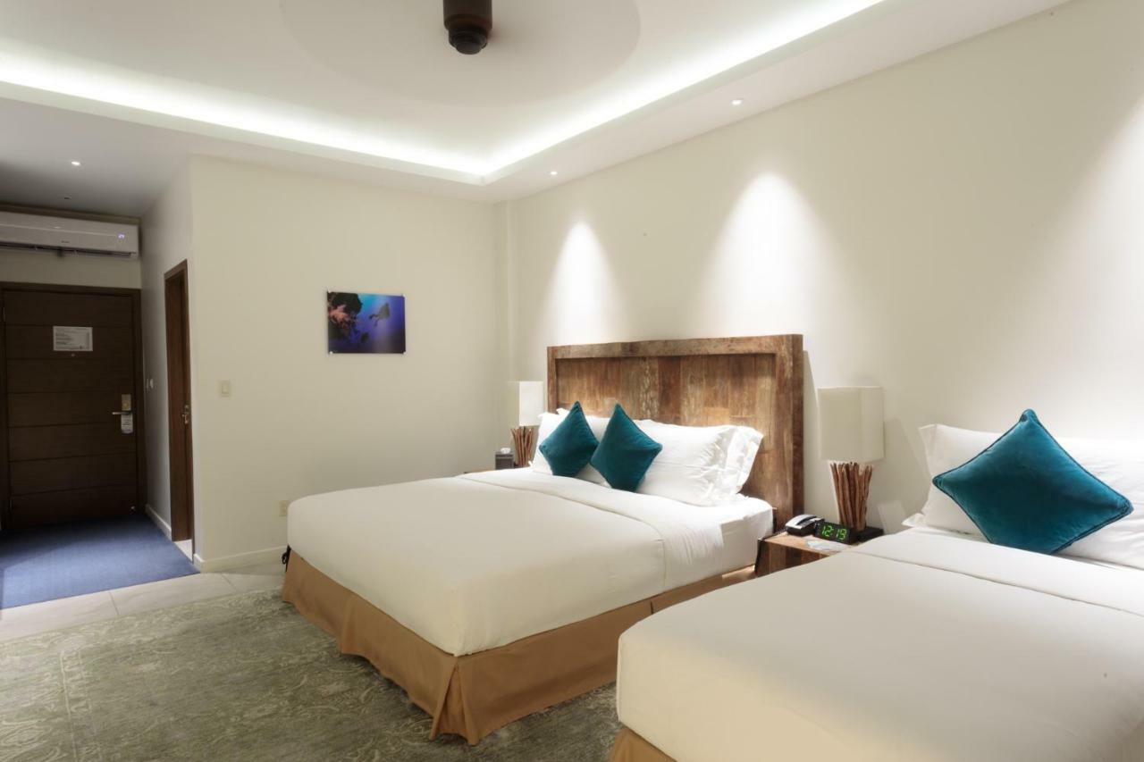 Cove Resort Palau Koror village Exterior foto